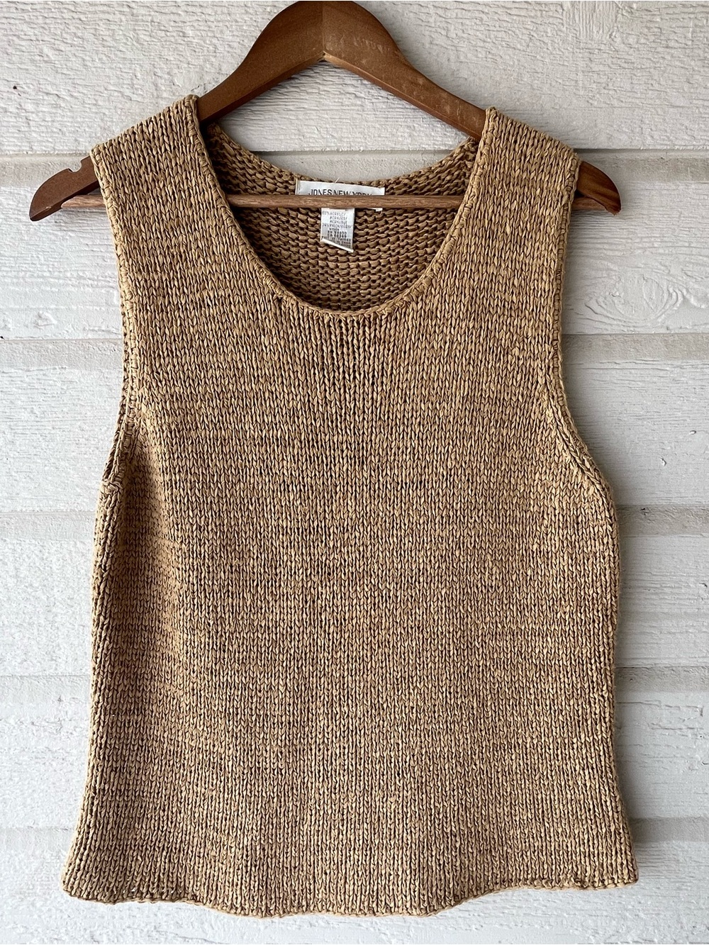 Sleeveless Knit Tank Top in Tan by